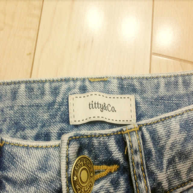 titty&co(ティティアンドコー)のtitty＆co. デニムパンツ♡ レディースのパンツ(デニム/ジーンズ)の商品写真