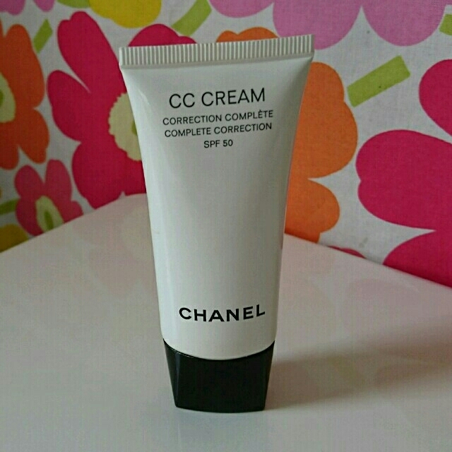 CHANEL(シャネル)のomizuki 様 専用⭐CHANEL CCクリーム50   コスメ/美容のベースメイク/化粧品(化粧下地)の商品写真