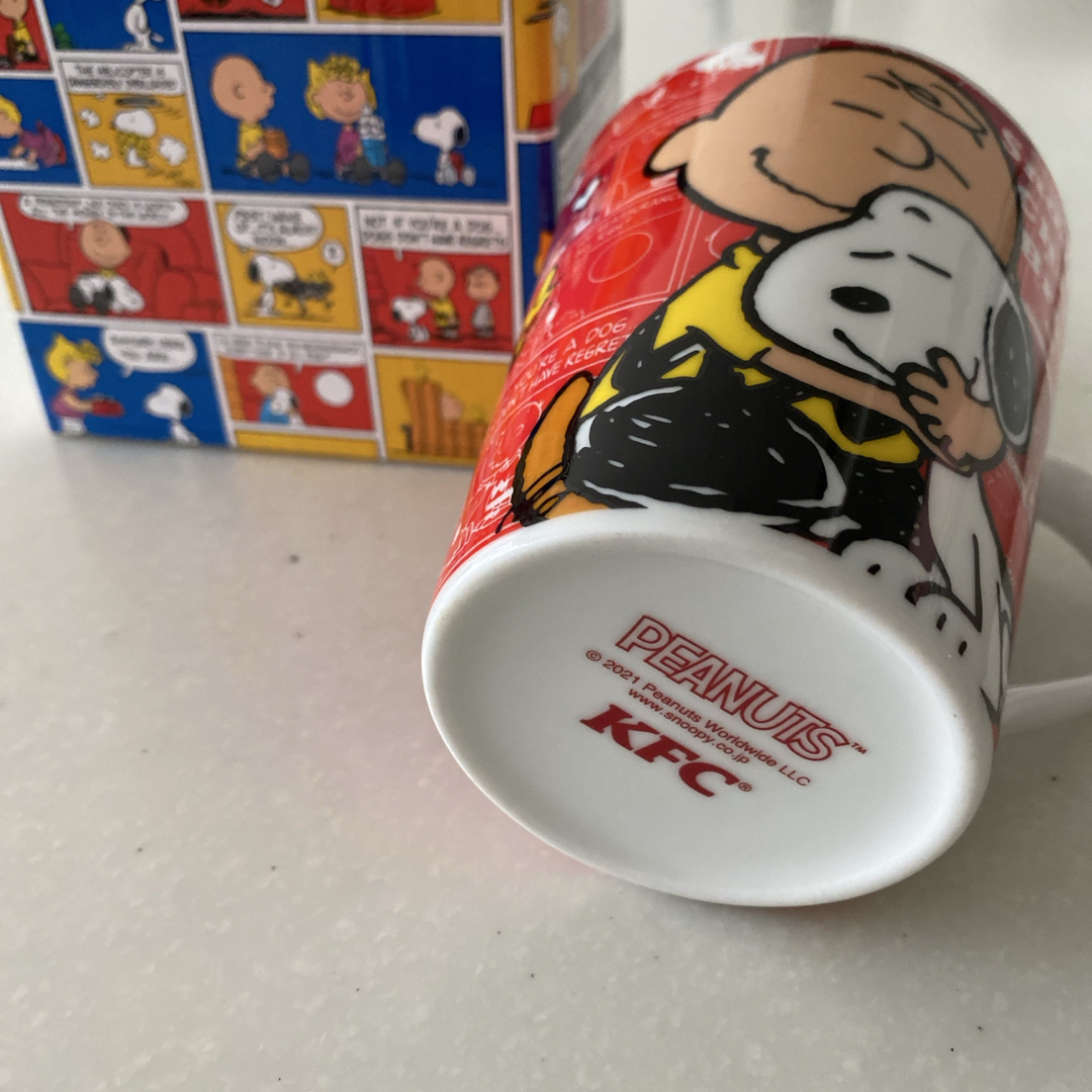 ケンタッキー　スヌーピーマグカップ インテリア/住まい/日用品のキッチン/食器(グラス/カップ)の商品写真