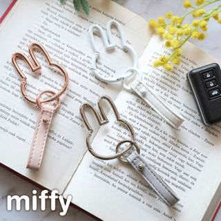 miffy - キーホルダー カラビナ ミッフィー miffy スマートキーホルダー キャラクター スマートキー 車の鍵 カギ キーチャーム 車 カー用品 車用品 おしゃれ かわいい 鍵チャーム 合皮 フェイス 顔 ストラップ バッグチ
