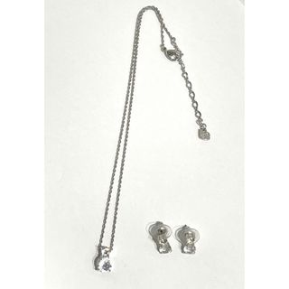 スワロフスキー(SWAROVSKI)の★SWAROVSKI スワロフスキー ピアス ネックレス クリスタル ストーン(ネックレス)