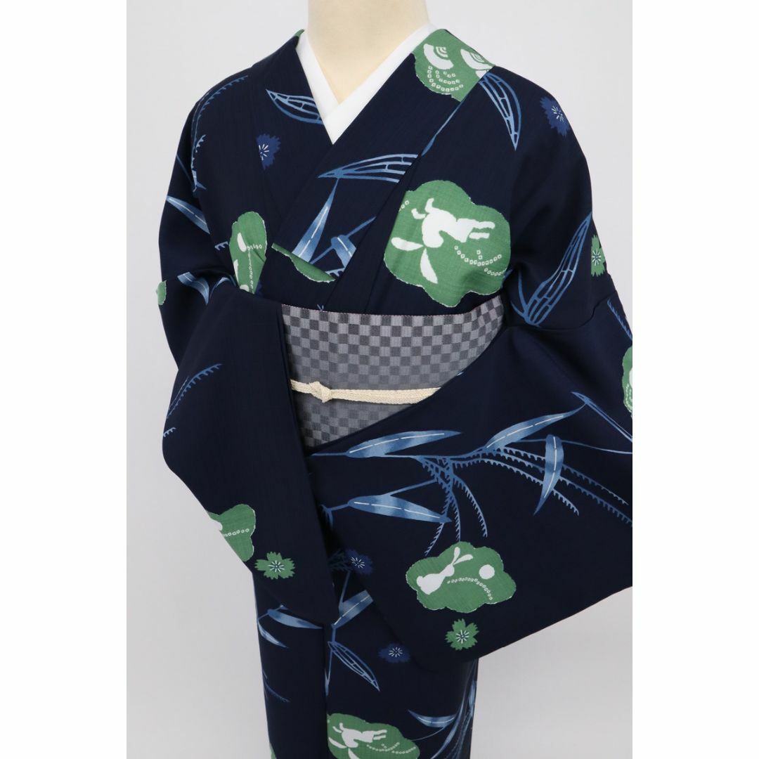 洗える着物♪小紋□セオアルファ◇雲文に飛びうさぎ□紺色◇化繊