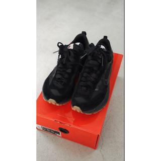 NIKE VAPORWAFFLE/SACAI ブラックスニーカー23cm