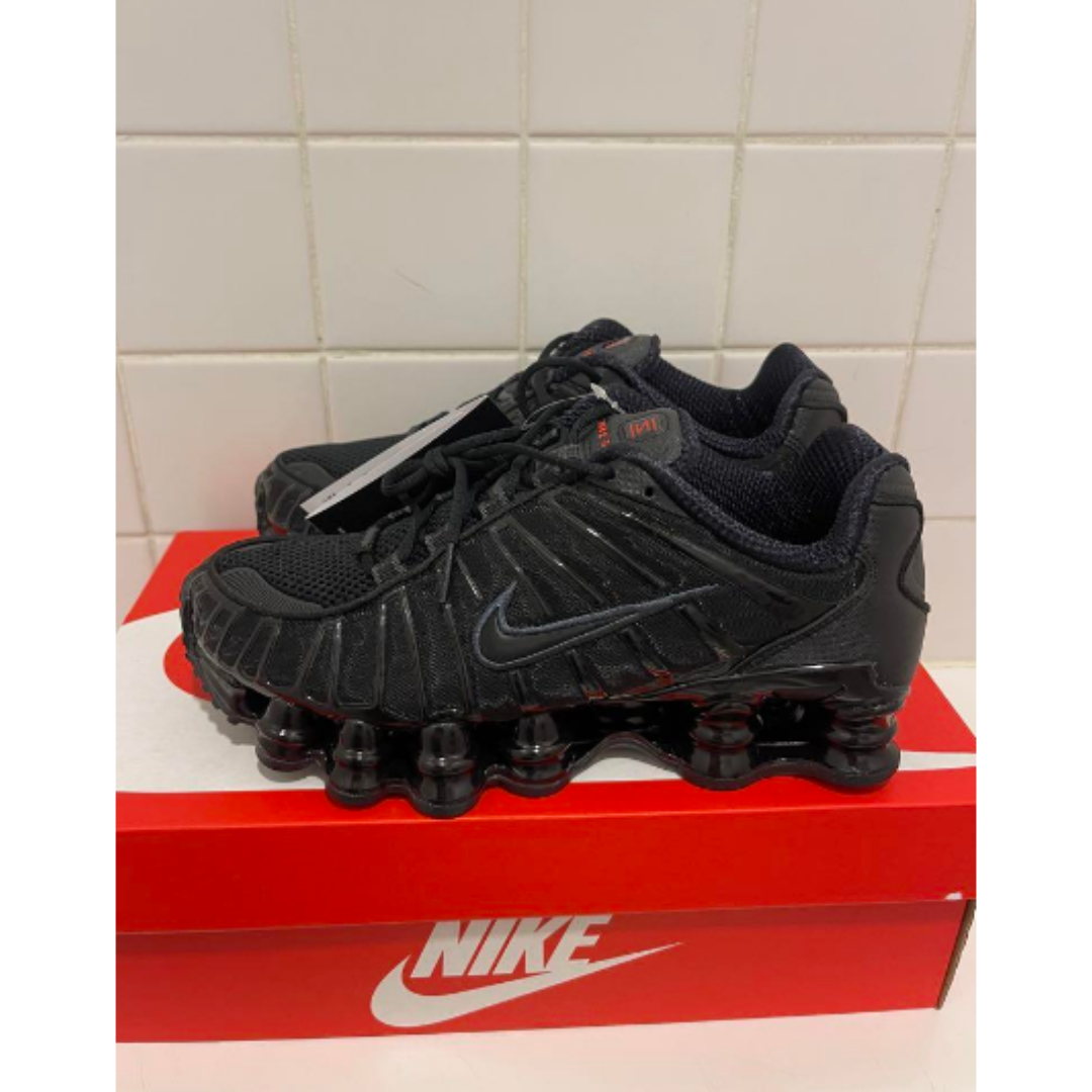 NIKE SHOX TL BLACK 24㎝