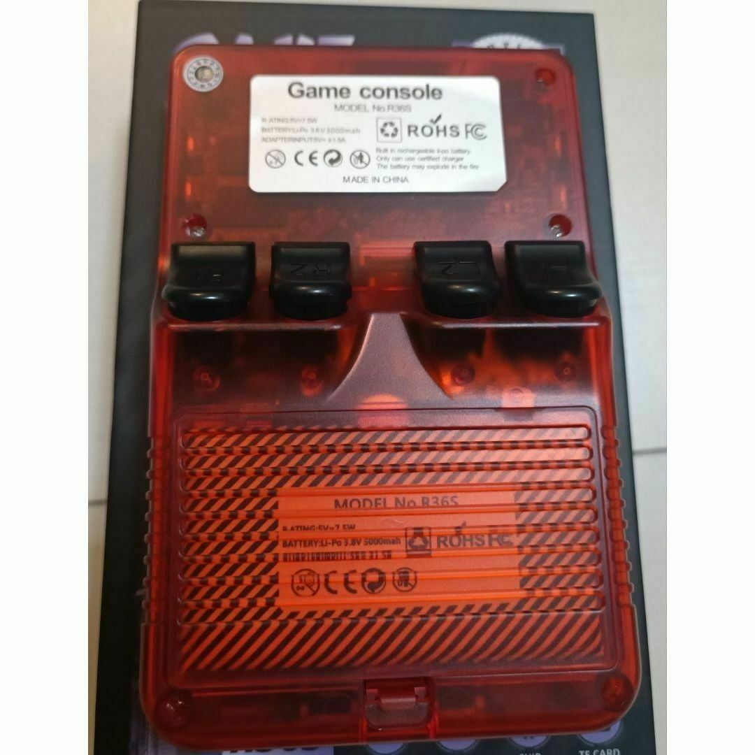 【新品】R36S ゲーム機 64GB 赤レッド【エミュ機】 エンタメ/ホビーのゲームソフト/ゲーム機本体(携帯用ゲーム機本体)の商品写真
