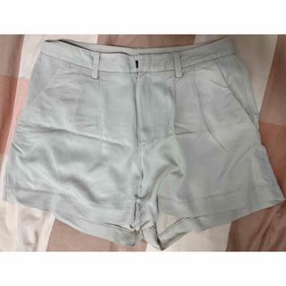 ユニクロ(UNIQLO)のショートパンツ　ユニクロUNIQLO かわいい　春夏秋　レディース(ショートパンツ)