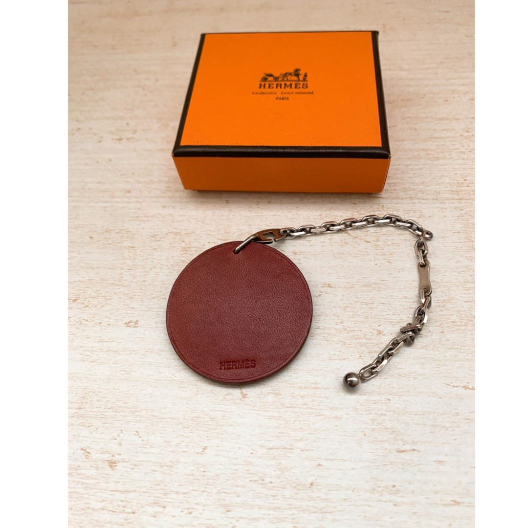 HERMES(エルメス)の【稀少品】HERMES エルメス　キーホルダー　チャーム　犬　わんちゃん　レア レディースのアクセサリー(チャーム)の商品写真
