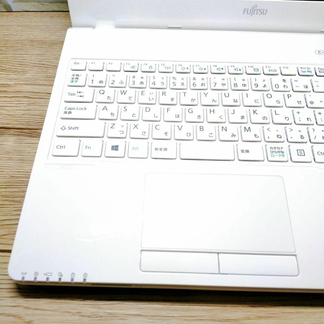 美品がいいね✨️可愛い白のノートパソコン✨️Windows11☆ブルーレイ付き 極美品✨️可愛い白♥NECノートパソコン✨️DVDカメラ付き