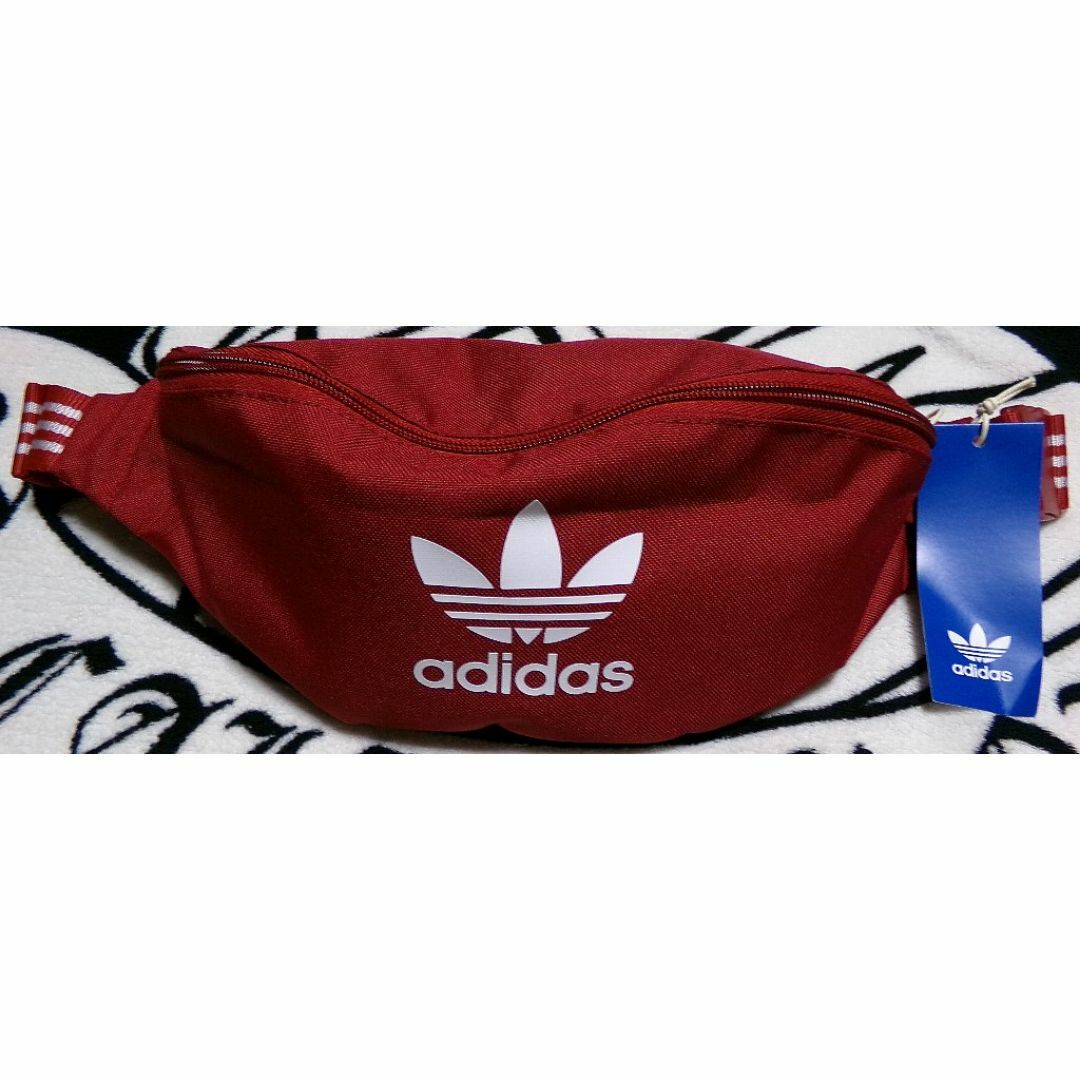 adidas Originals(アディダスオリジナルス)の新品 Adidas originals ボディバッグ ウエストバッグ 赤 メンズのバッグ(ウエストポーチ)の商品写真
