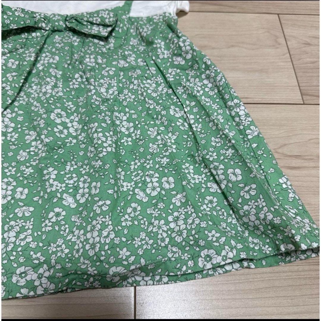 西松屋(ニシマツヤ)の西松屋　花柄リボン付きチュニック　肩フリルグリーンワンピース120cm キッズ/ベビー/マタニティのキッズ服女の子用(90cm~)(ワンピース)の商品写真