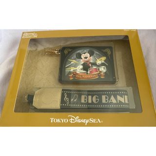 ディズニー　ファンダフル限定　ビックバンドビート　ストラップ　ミッキー(キャラクターグッズ)