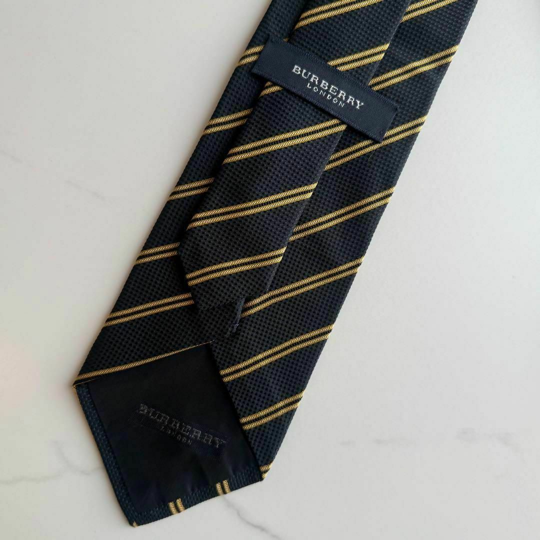 【美品✨️】BURBERRY LONDON バーバリー ネクタイ ホースロゴ 総柄 メンズのファッション小物(ネクタイ)の商品写真