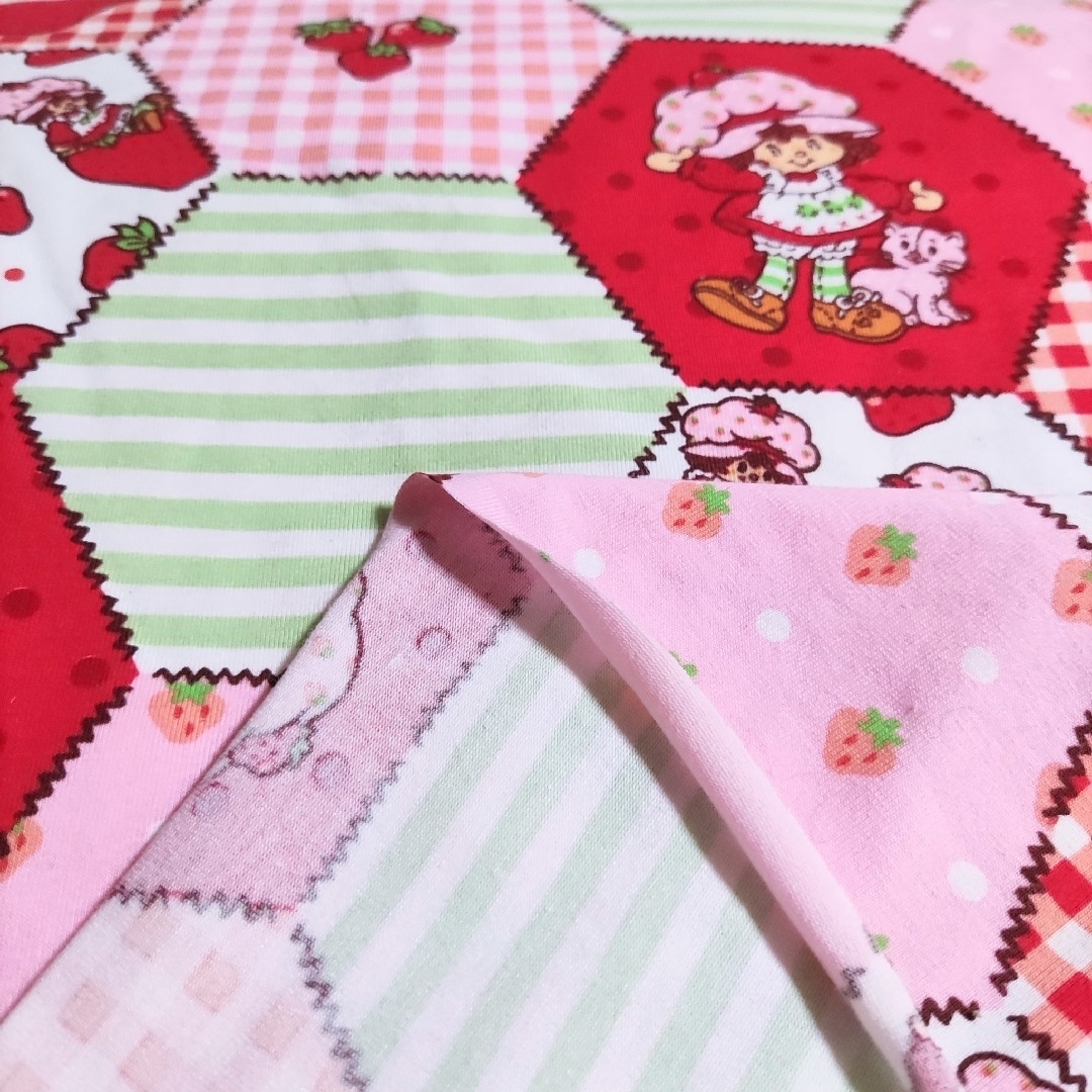 ニット生地∮ハンドメイド165×50いちごちゃん ハンドメイドの素材/材料(生地/糸)の商品写真