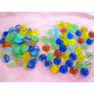 【ビー玉 おはじき 各50個セット】カラフル 昔ながら 懐かしい 昭和の遊び(その他)