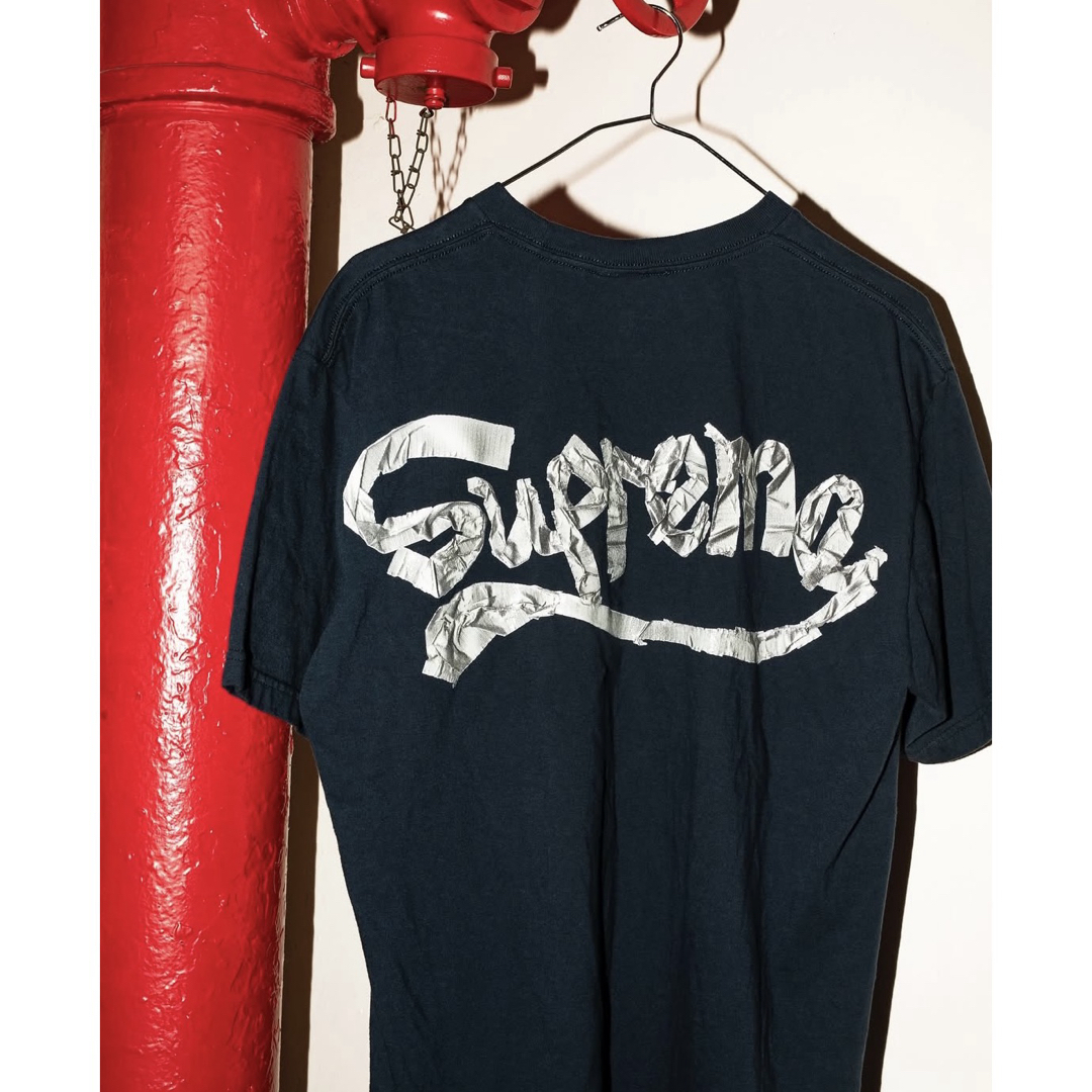 Supreme(シュプリーム)の【新品・未使用】Supreme シュプリームTape Tee / L メンズのトップス(Tシャツ/カットソー(半袖/袖なし))の商品写真