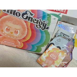 THE MONSTERS Big into Energie Happiness(ぬいぐるみ)