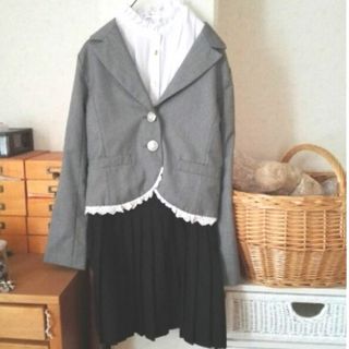 卒業式に　女の子スーツ　150cm(ドレス/フォーマル)