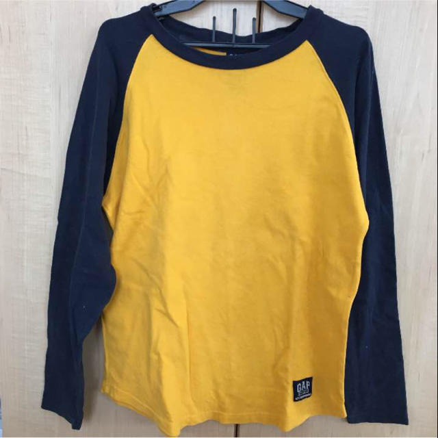 GAP(ギャップ)のGAP ロンＴ キッズ/ベビー/マタニティのキッズ服男の子用(90cm~)(Tシャツ/カットソー)の商品写真