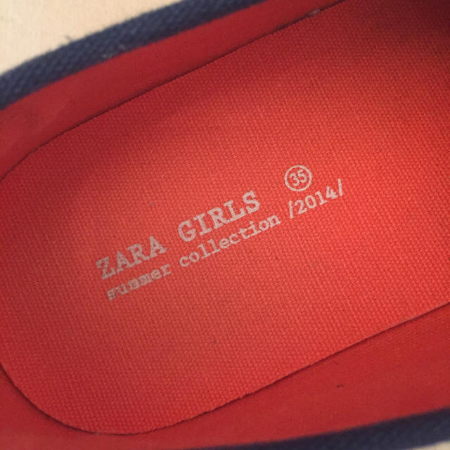 ZARA KIDS(ザラキッズ)のiroha様専用ZARA kids ポシェット&シューズ キッズ/ベビー/マタニティのキッズ靴/シューズ(15cm~)(スリッポン)の商品写真