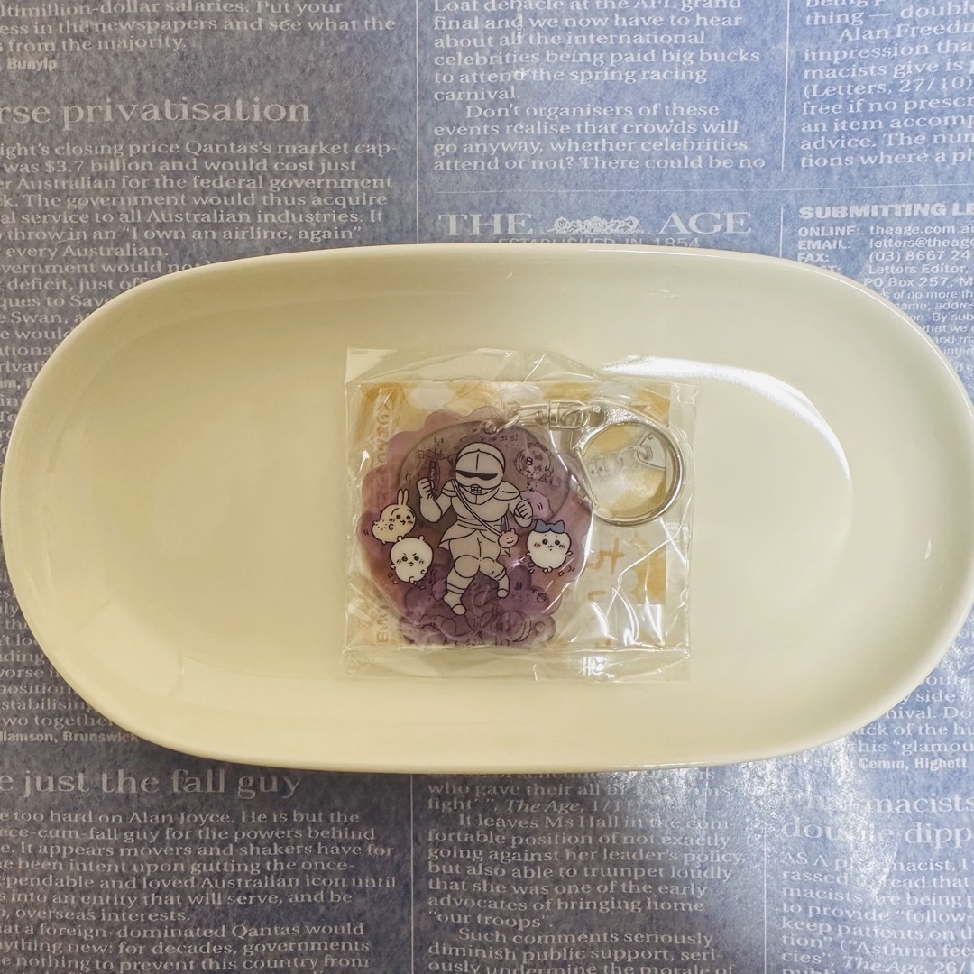 ちいかわ　アクリル　キーホルダー エンタメ/ホビーのおもちゃ/ぬいぐるみ(キャラクターグッズ)の商品写真
