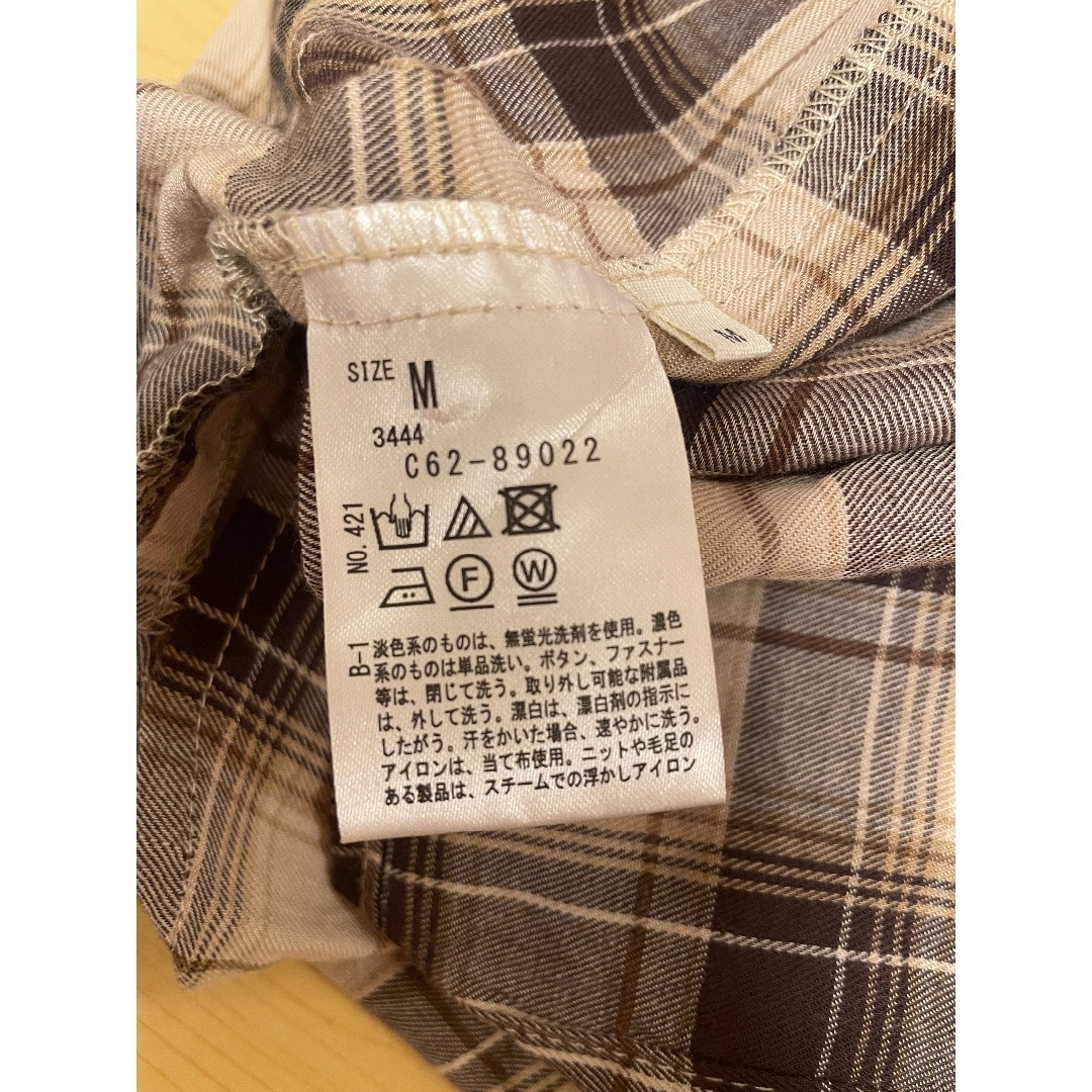 SHOO・LA・RUE(シューラルー)の【送料込み】SHOO-LA-RUE チェックシャツ　 レディースのトップス(シャツ/ブラウス(長袖/七分))の商品写真