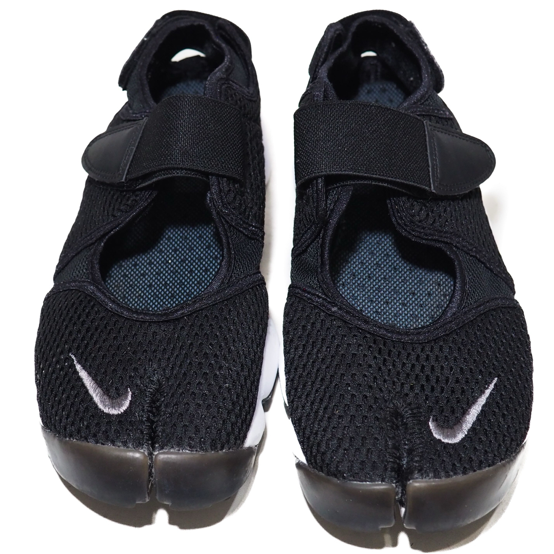 NIKE(ナイキ)の美品 ナイキ エアリフト ブラック 27cm メンズの靴/シューズ(スニーカー)の商品写真