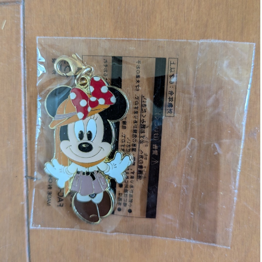 Disney(ディズニー)のミニー　キーホルダー エンタメ/ホビーのおもちゃ/ぬいぐるみ(キャラクターグッズ)の商品写真