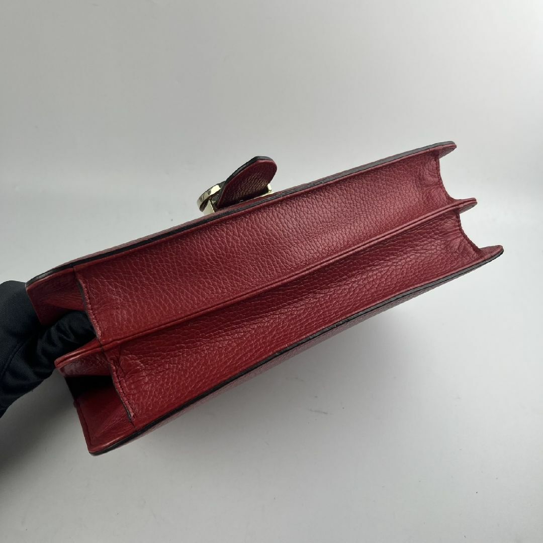 GUCCI - GUCCI チェーンショルダーバッグ レッド レザー GGロゴ