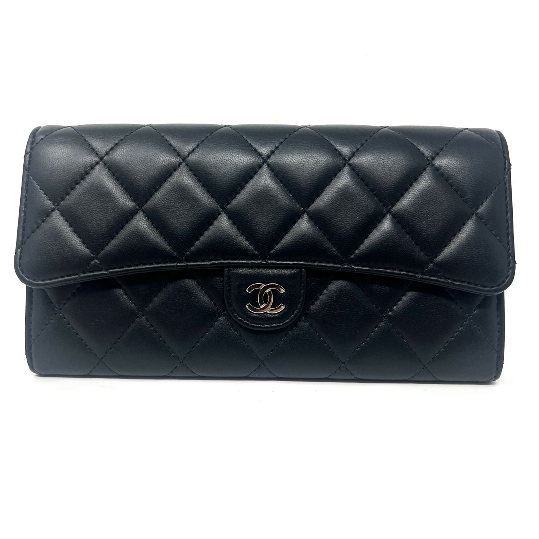 【30％OFF】 CHANEL - CHANEL シャネル ラムスキン マトラッセ ロング 小物