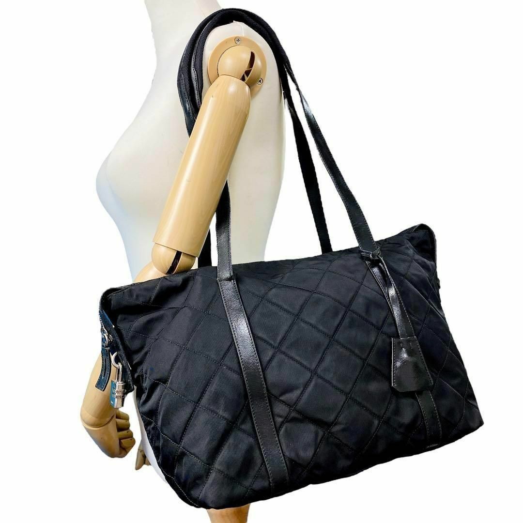 PRADA - PRADA ナイロン ブラック キルティング トートバッグ