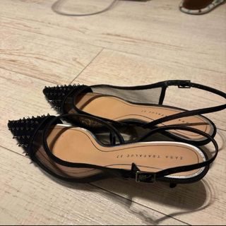 ザラ(ZARA)のZARA スタッズヒール(ハイヒール/パンプス)