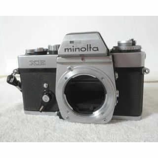 廃盤品　ミノルタ　XE　シルバーボディ　フィルム一眼レフカメラ　「不動品」(フィルムカメラ)