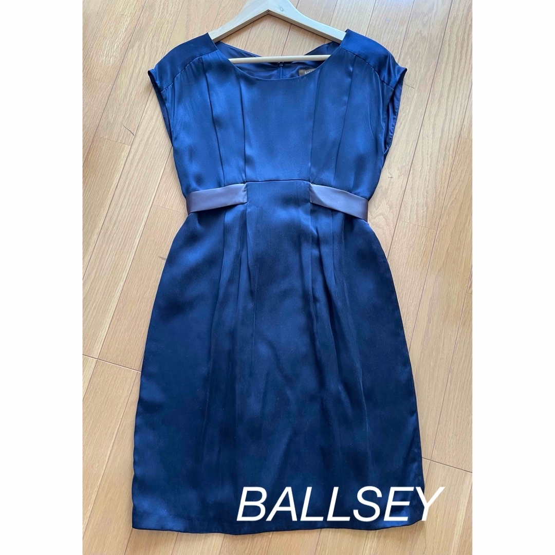 【ギフ_包装】 Ballsey - シルク100% BALLSEY ネイビー ドレス 38の通販 by ワンピース