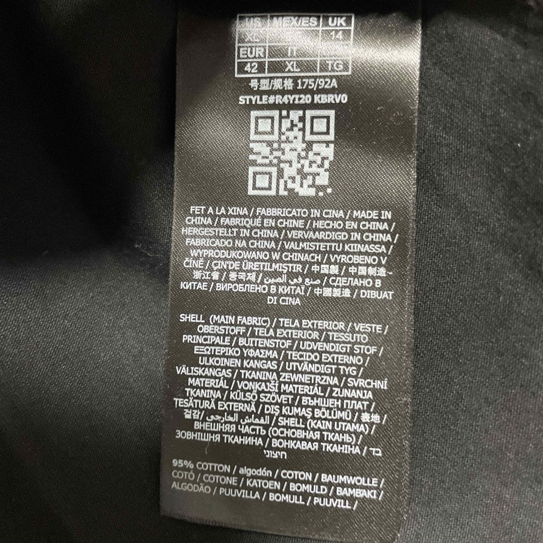 GUESS(ゲス)のGuess Embroidered Logo Short Sleeve Tシャツ レディースのトップス(Tシャツ(半袖/袖なし))の商品写真