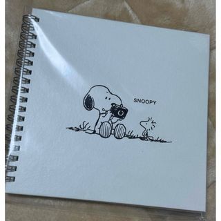 スヌーピー(SNOOPY)のフォトクロッキー スヌーピー  ホワイト 新品未使用(アルバム)