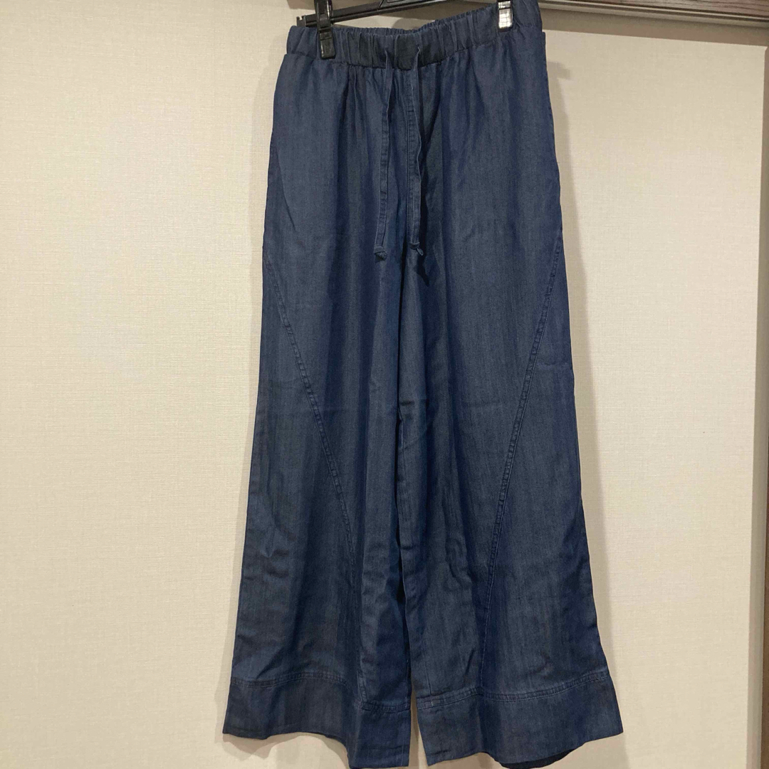 ★新品未使用★ワイドパンツ テンセルパンツ ブルー レディースのパンツ(カジュアルパンツ)の商品写真