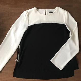 ザラ(ZARA)のZARA✨バイカラーカットソー(カットソー(長袖/七分))