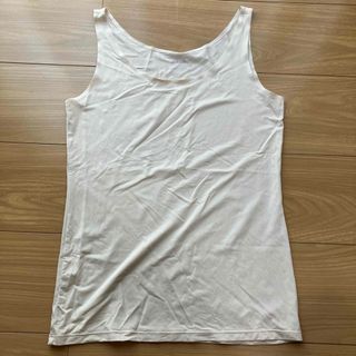 ユニクロ(UNIQLO)の【UNIQLO】エアリズム　L タンクトップ　ベージュ(タンクトップ)
