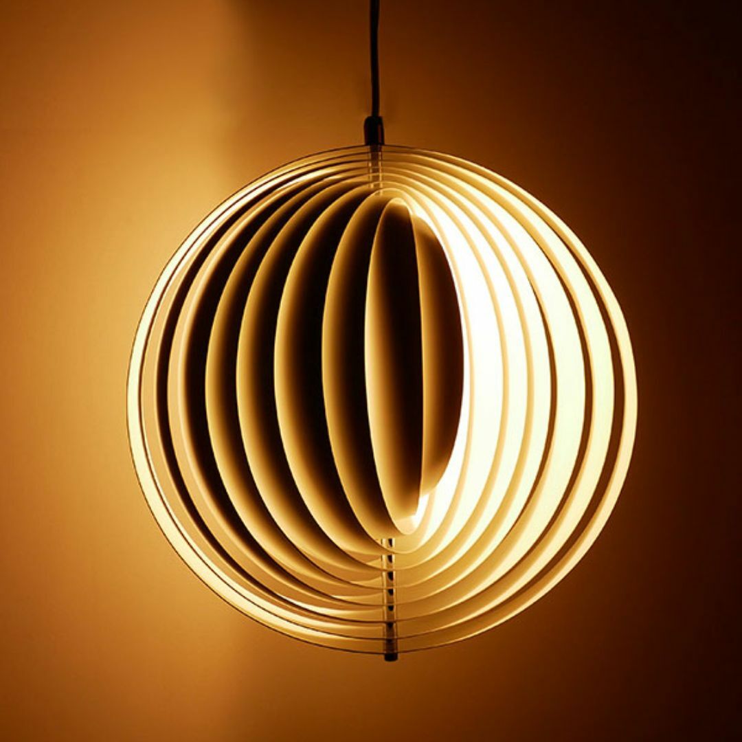 ペンダントライト MOON LAMP ヴェルナー・パントン 北欧 PL-37 インテリア/住まい/日用品のライト/照明/LED(天井照明)の商品写真