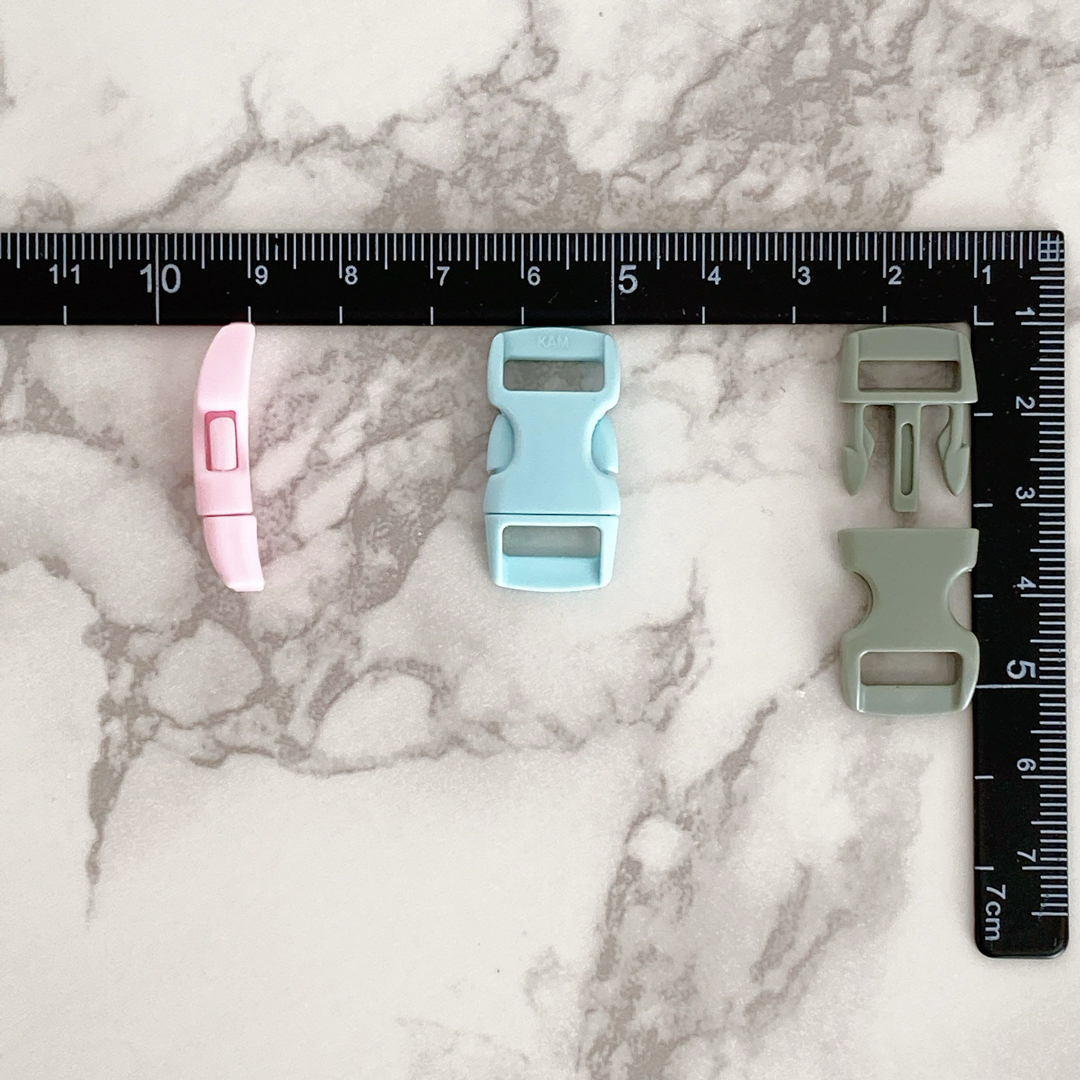 高品質　パラコード　4mm 7芯　6m 3本セット　バックル付　黄緑×黒系　3色 ハンドメイドの素材/材料(生地/糸)の商品写真