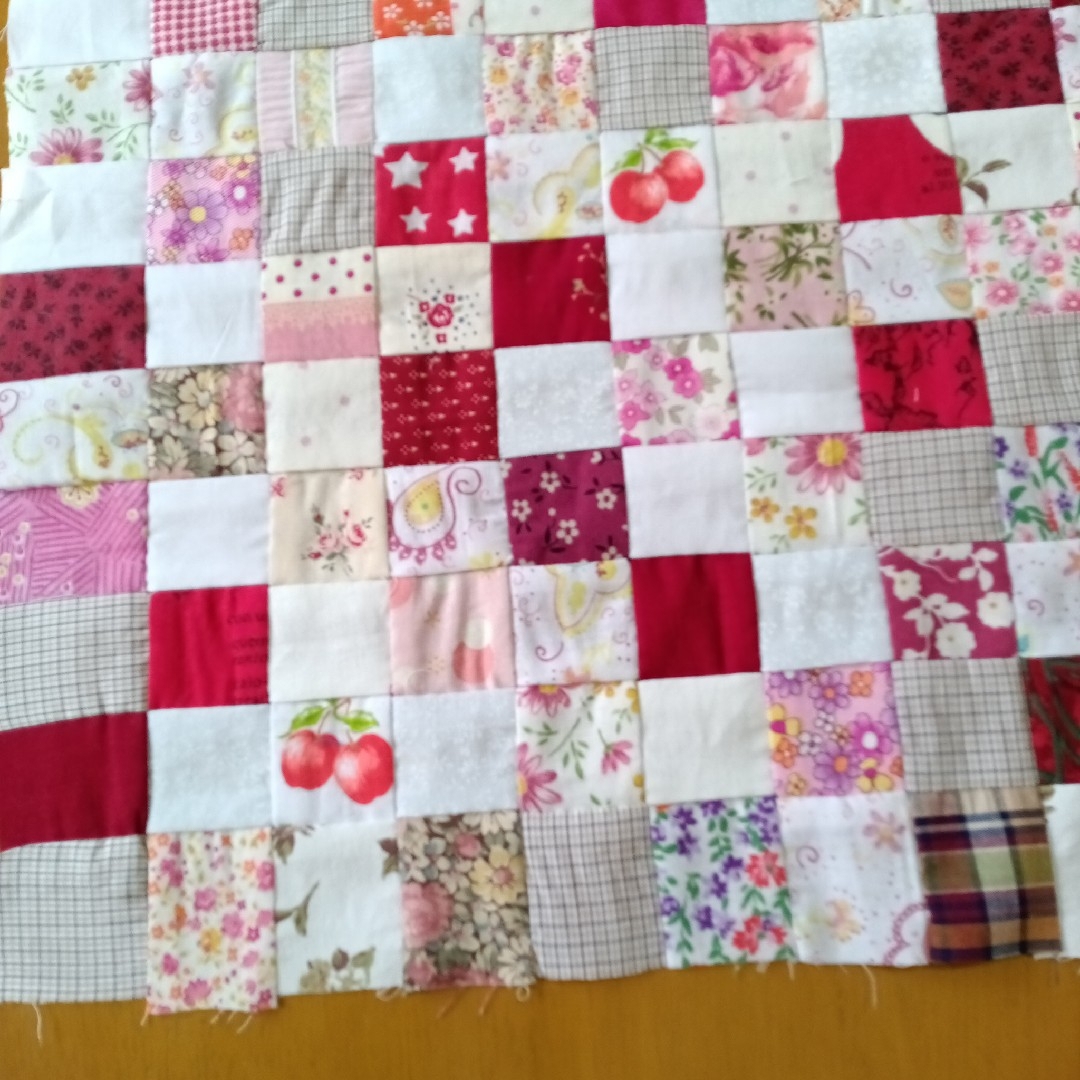 パッチワーク キルトトップ 未完成 ハンドメイド - メルカリ