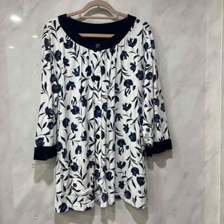 シマムラ(しまむら)のしまむら パジャマ Ｌ上着のみ 花柄 七分袖 used 2枚セット(パジャマ)