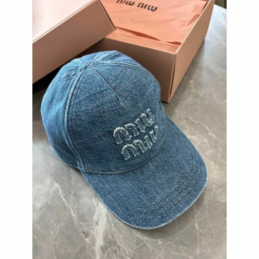 国内直営 **miumiu** デニム ベースボールキャップ (MiuMiu