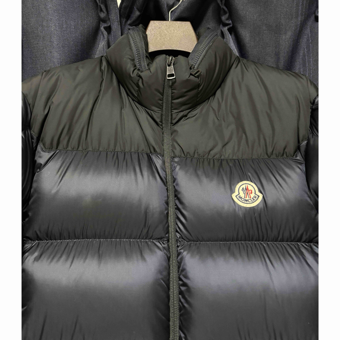 MONCLER(モンクレール)の売り切り価格！moncler モンクレール　ダウンジャケット　2 メンズのジャケット/アウター(ダウンジャケット)の商品写真