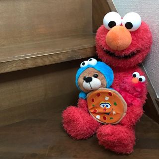 セサミストリート(SESAME STREET)のエルモぬいぐるみとキーホルダー(キーホルダー)