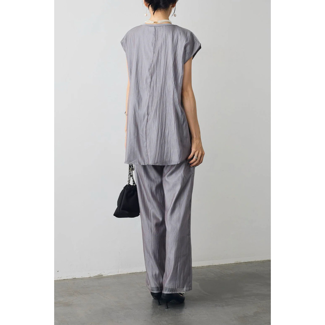 新品　【接触冷感】エアリートップス+【接触冷感】エアリーシアーストレートパンツ レディースのレディース その他(セット/コーデ)の商品写真
