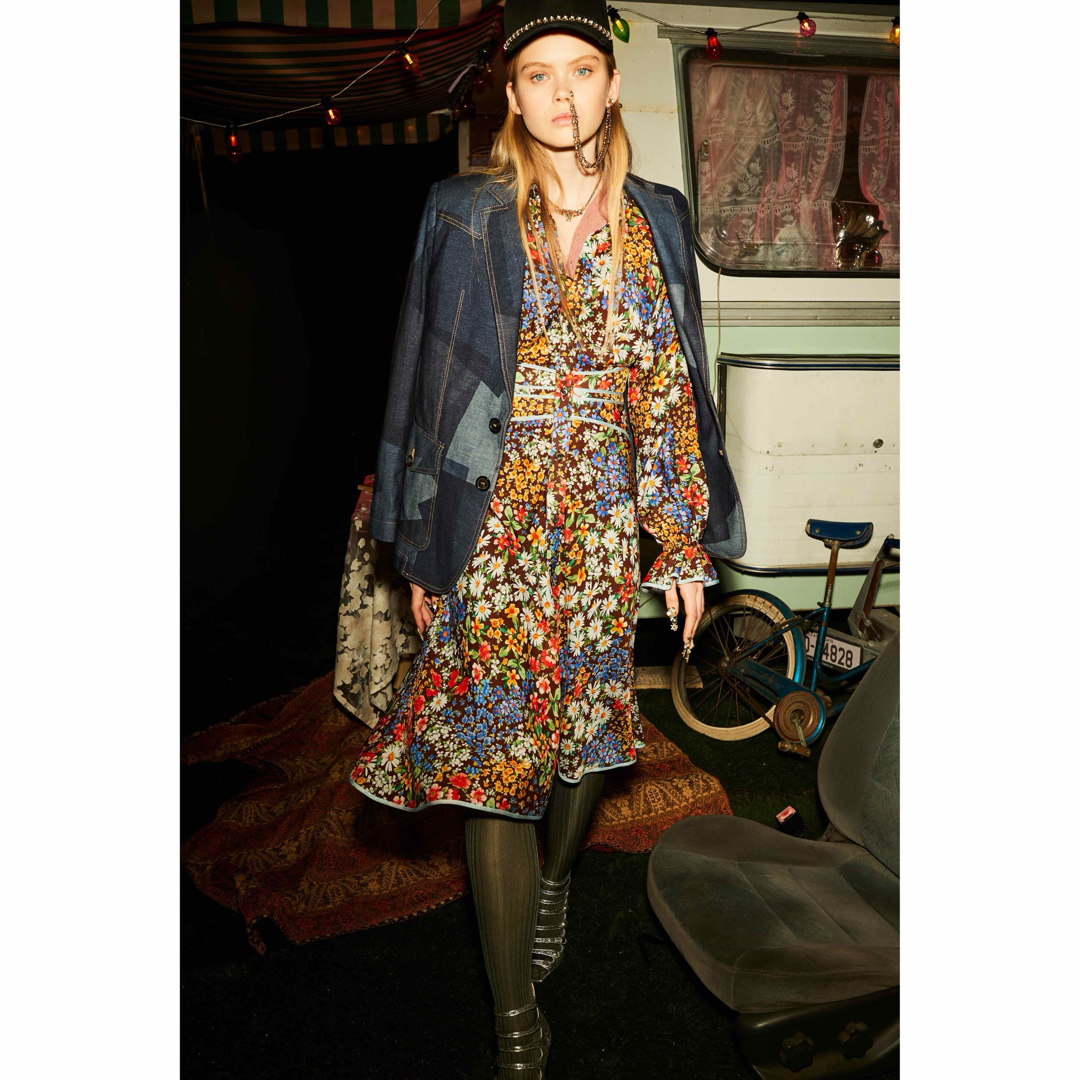 GUCCI - 短期間出品・処分価格！定価18万・DSQUARED2 花柄ドレス