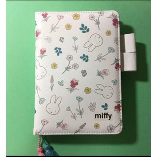 ミッフィー(miffy)の海外　ミッフィー　手帳カバー　A6(キャラクターグッズ)