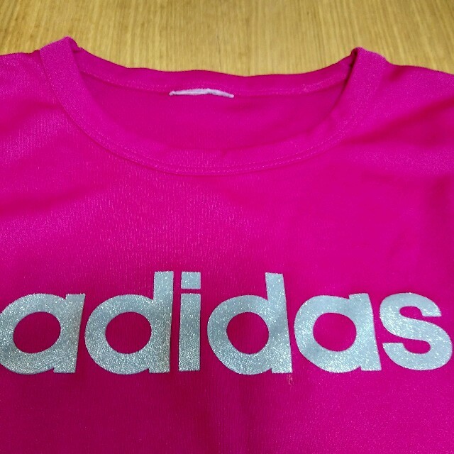 adidas(アディダス)のadidas　長袖Tシャツ　130㎝ キッズ/ベビー/マタニティのキッズ服女の子用(90cm~)(Tシャツ/カットソー)の商品写真