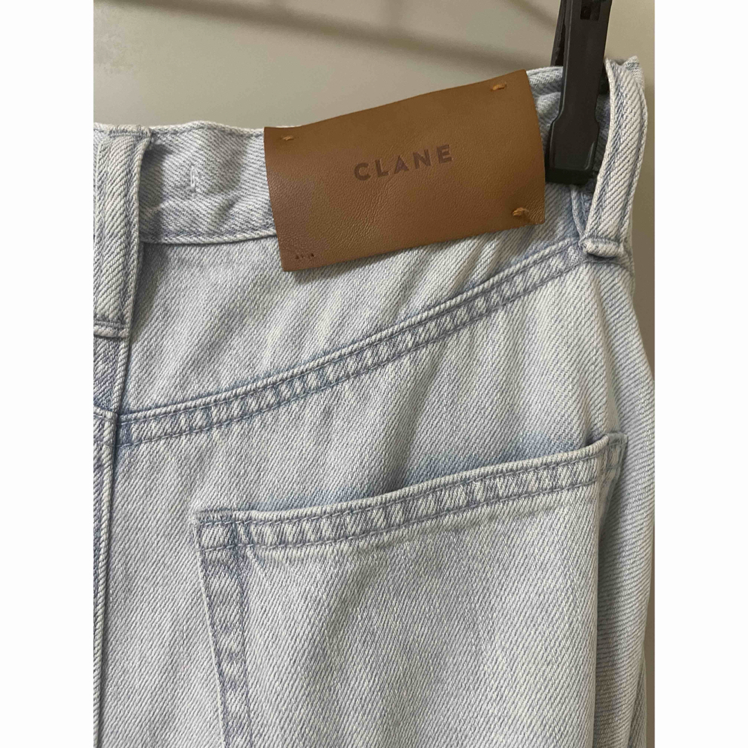 CLANE(クラネ)のCLANE FAN SUPER FLARE PANTS レディースのパンツ(デニム/ジーンズ)の商品写真